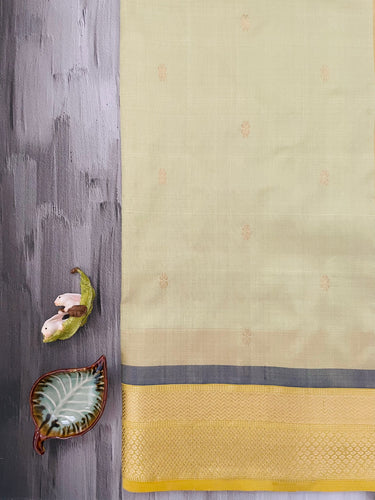 Maheshwari Pure Silk Saree | Handloom Mark | Light Green | Ships from California